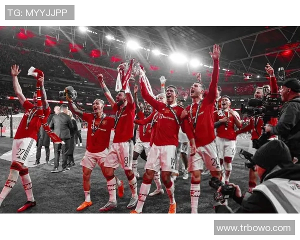 门兴惊险出局，留洋夺冠之路再度受阻！